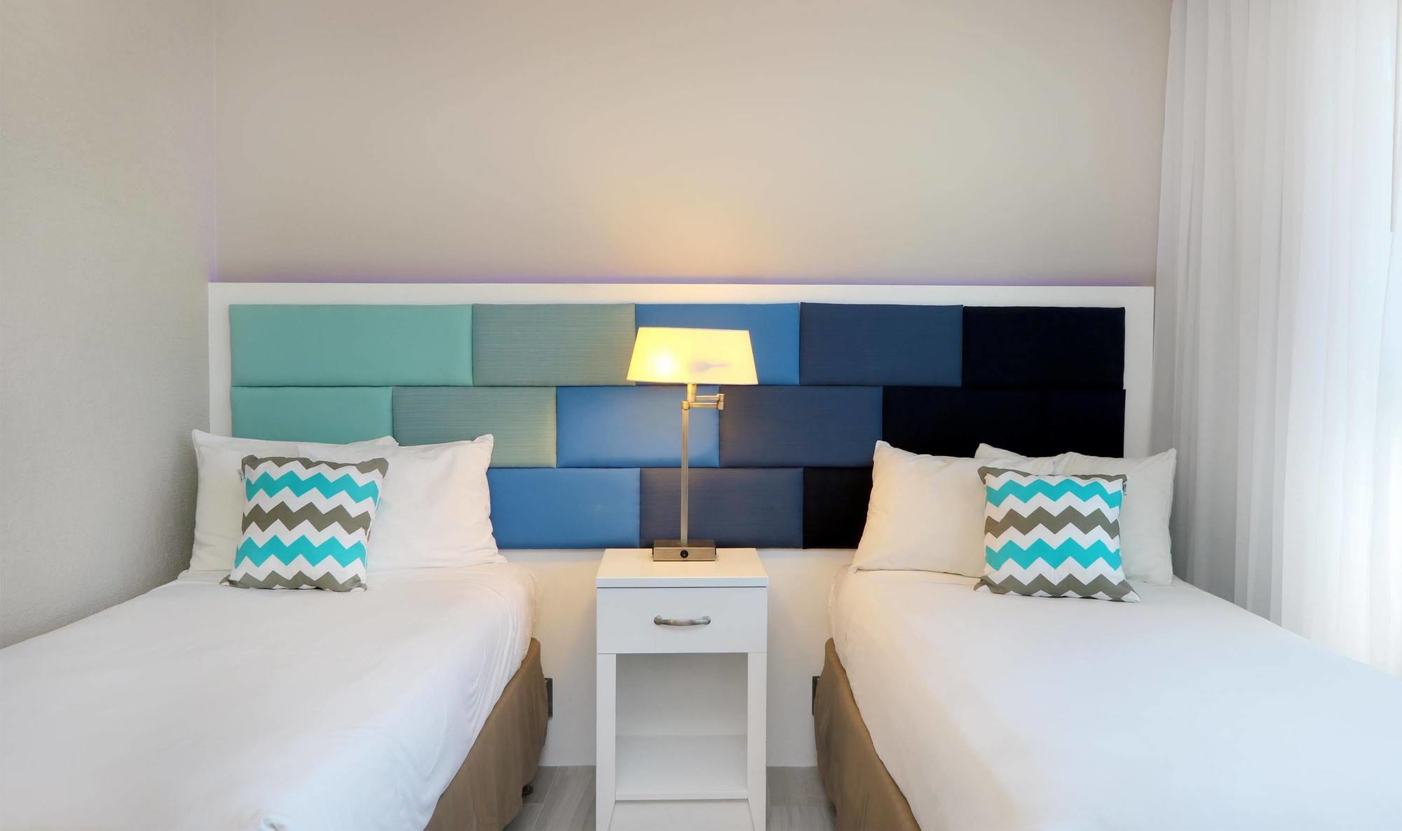 Quality Inn El Portal San Juan Luaran gambar